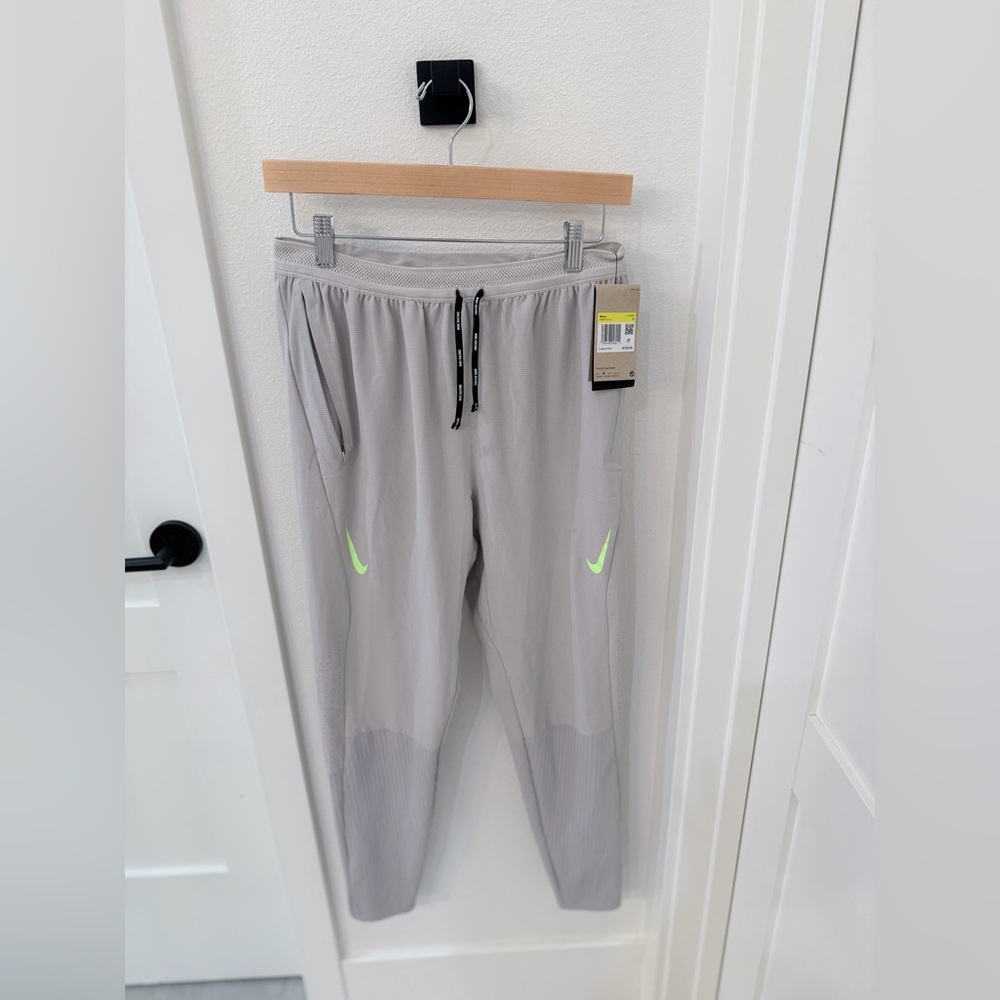Nike joggers